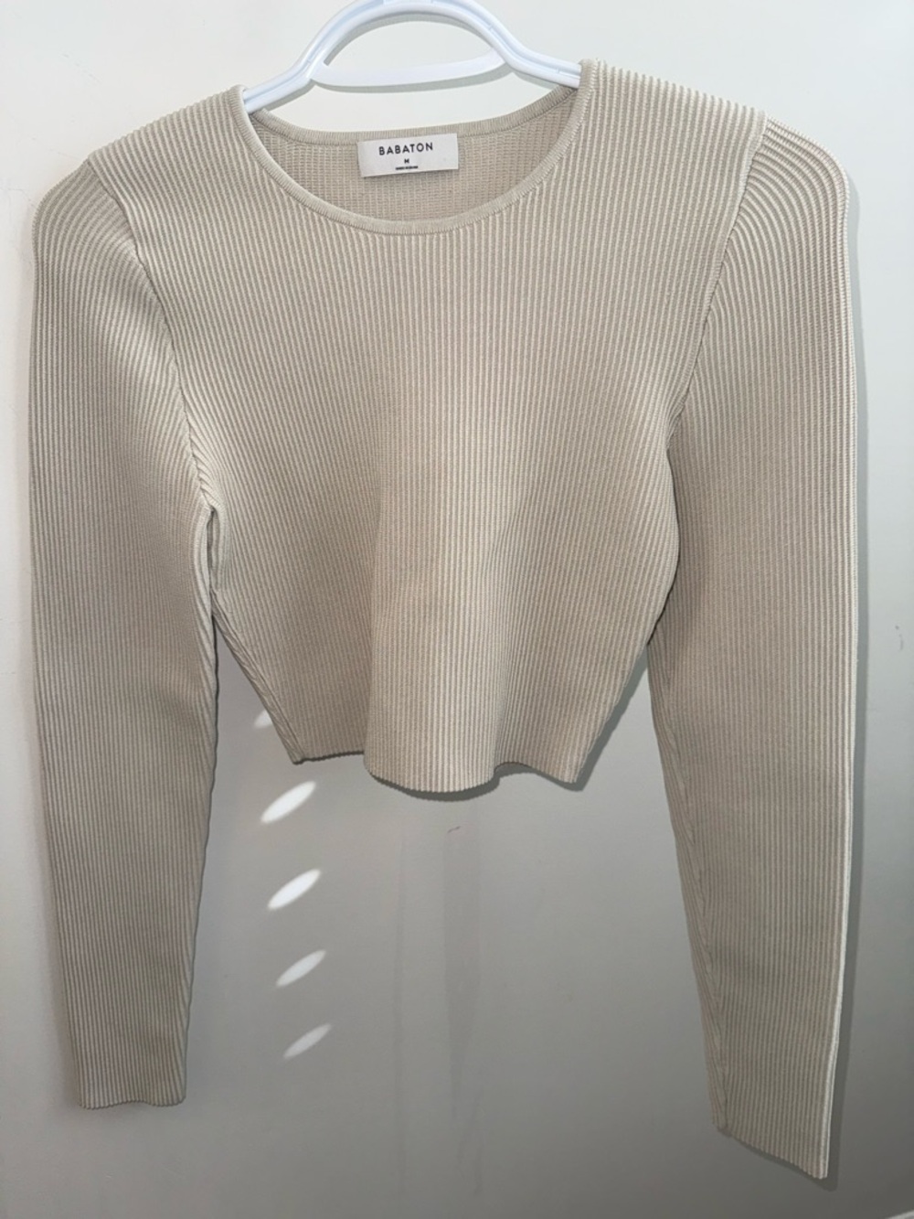 Babaton Beige Ribbed Long-Sleeve Cropped Tee